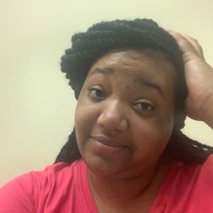 Meet your Posher, Ebony